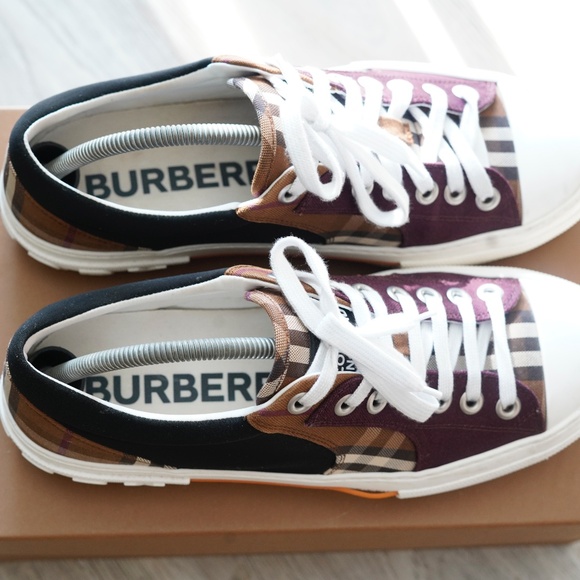 Burberry Paneled Limited Edition sneakers - Picture 4 of 6